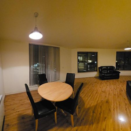 Penthouse Apartment Килкени Екстериор снимка