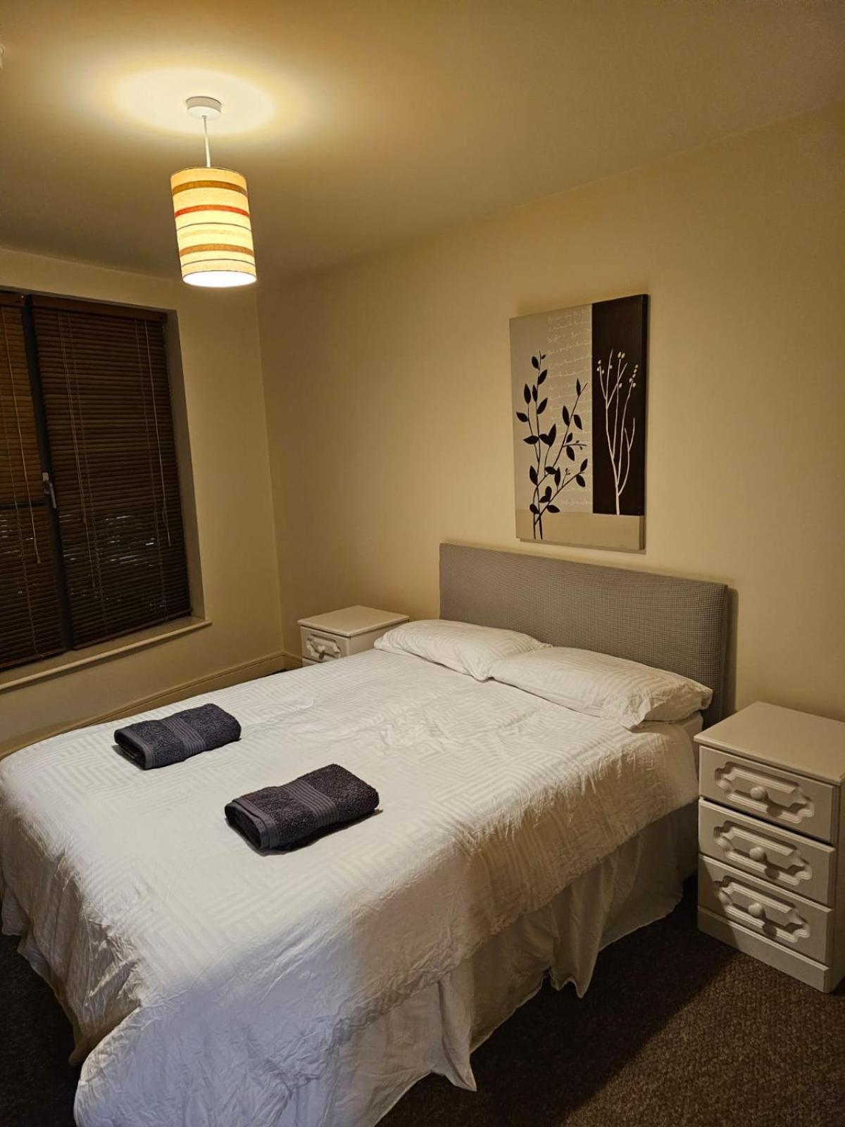 Penthouse Apartment Килкени Екстериор снимка