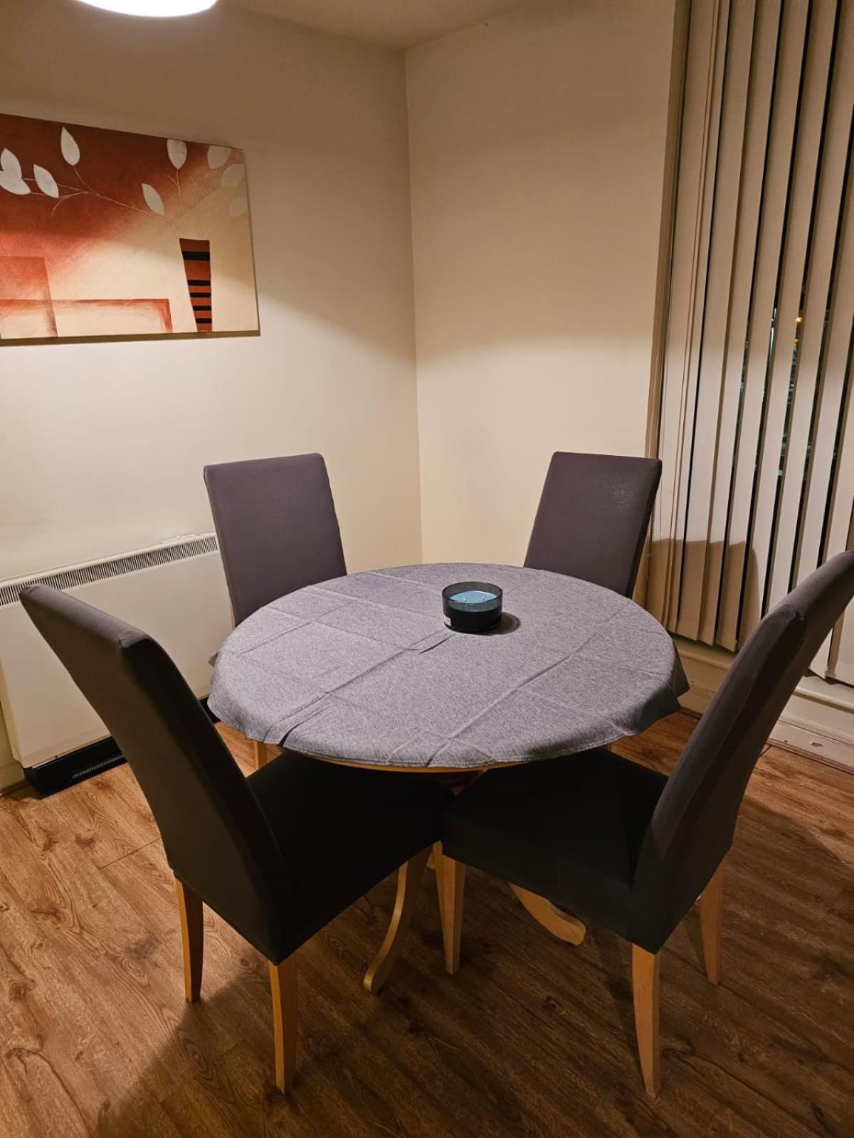 Penthouse Apartment Килкени Екстериор снимка