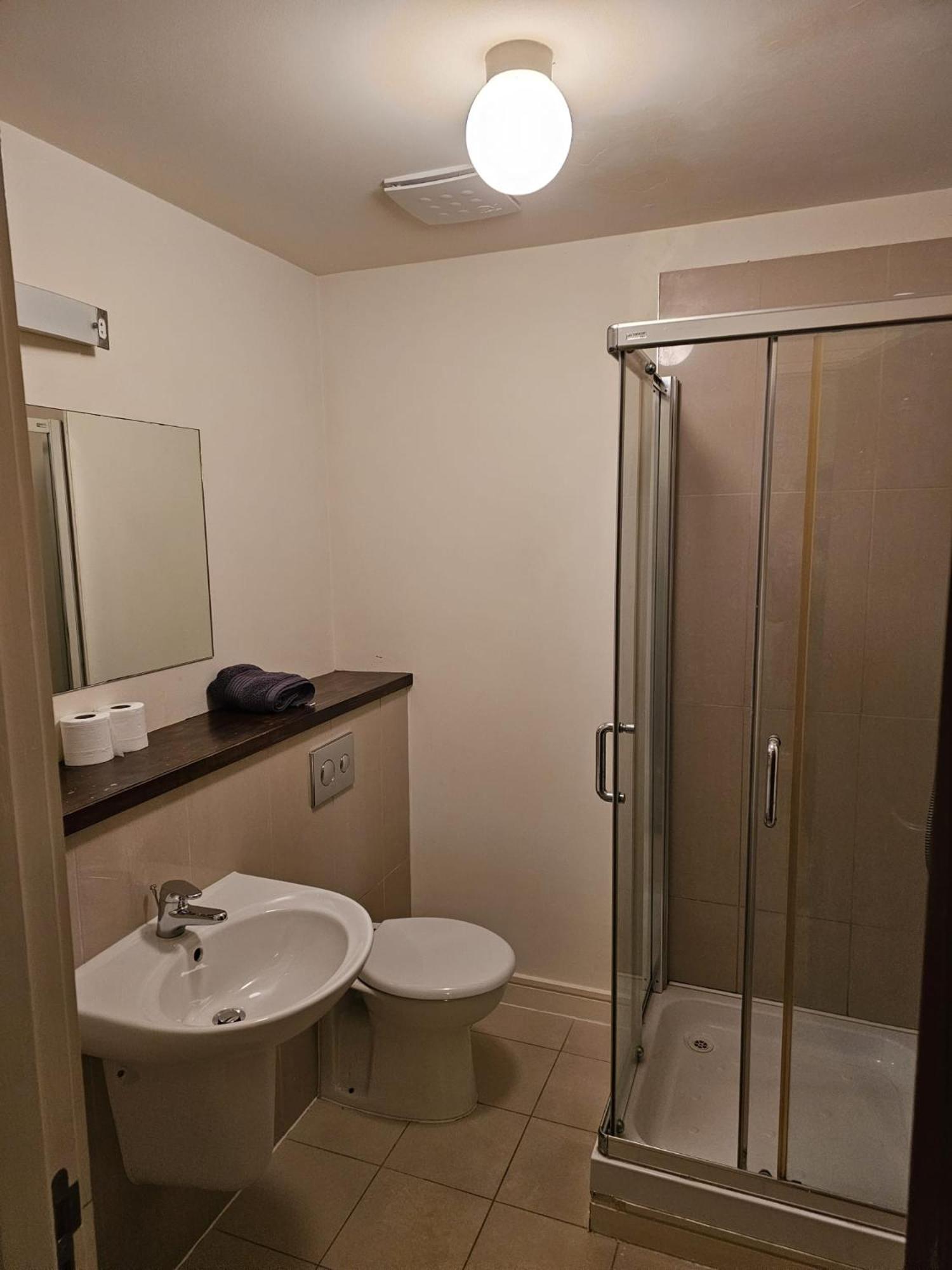 Penthouse Apartment Килкени Екстериор снимка