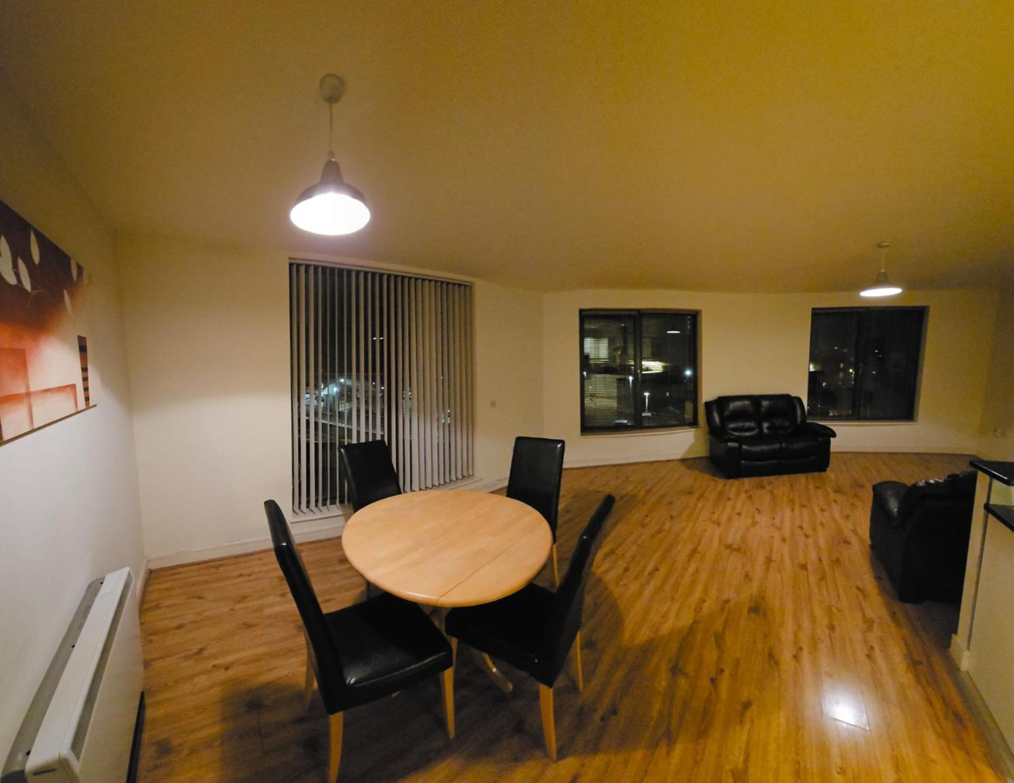 Penthouse Apartment Килкени Екстериор снимка
